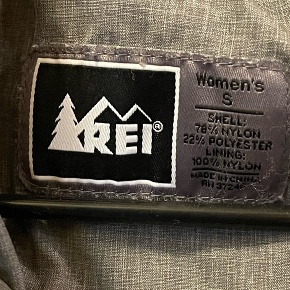 REI ELEMENTS WATERPROOF LIGHTWEIGHT JACKET PARKA SZ S - Picture 3 of 16